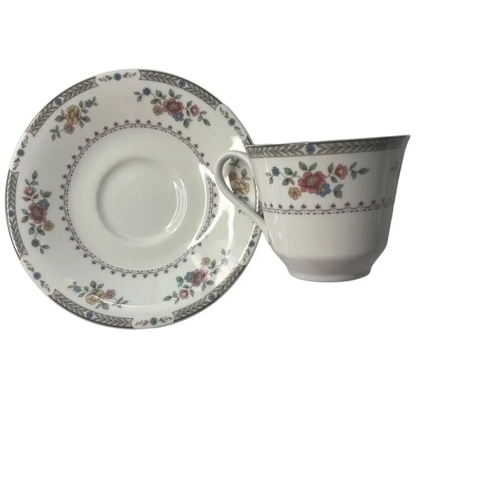 Royal Doulton‎ 1976 (UK) English Porcelain KINGSWOOD TC 1115 6 Cups & Saucers